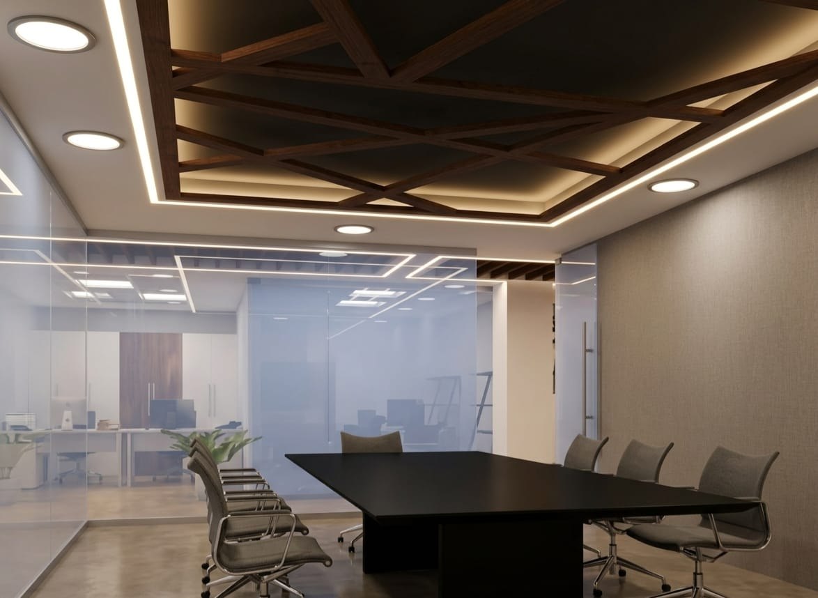 Sala de juntas con plafón de madera geométrico e iluminación indirecta, AICM